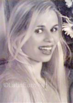Date this tall Brazil girl Maria from Santos B-186