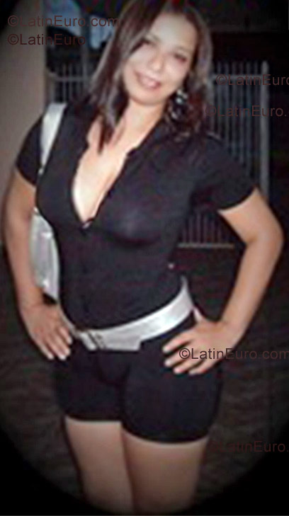 Date this funny Brazil girl Juliana from Londrina B1028