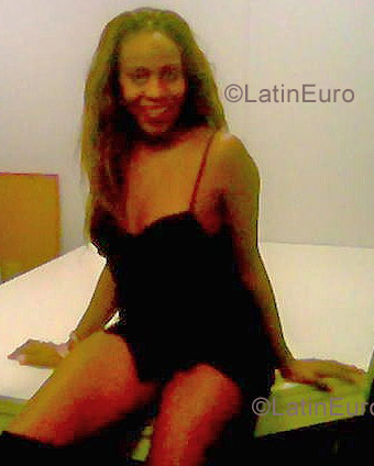 Date this georgeous Brazil girl Cristina from Goiania B1029