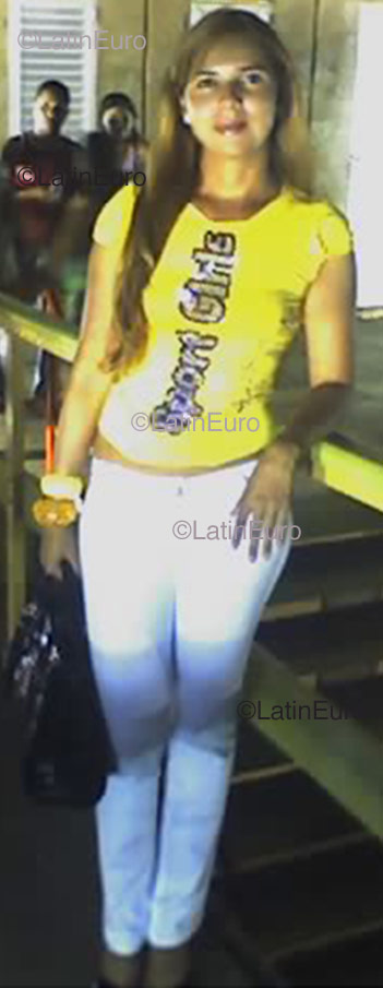 Date this young Brazil girl Ivonete from Macapa B1053