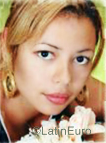 Date this sensual Brazil girl Cleibsiely from Novo Alegre B1110