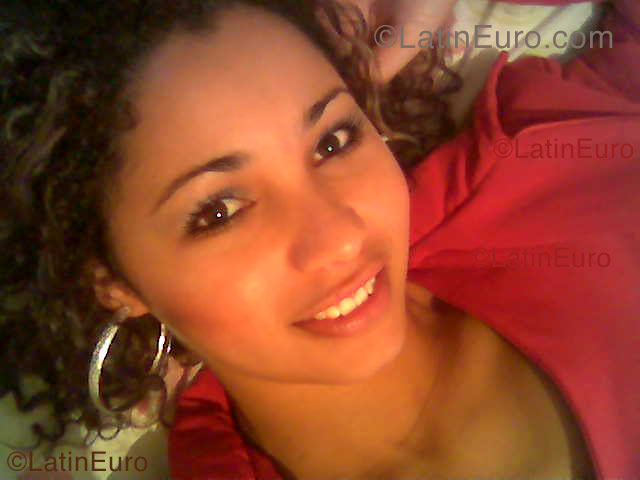 Date this tall Brazil girl Estrelah from Porto Aegre B1149