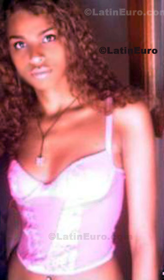 Date this pretty Brazil girl Vivi-Brazi from Duque De Caxias B121