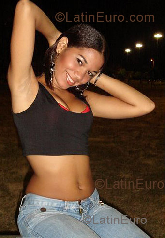Date this funny Brazil girl Ariane from Sao Luis B1354
