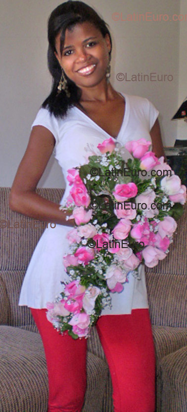 Date this tall Brazil girl Ana from Tres  Coracoes B1399