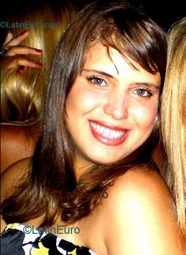 Date this funny Brazil girl Cecilia from Rio De Janeiro B1401