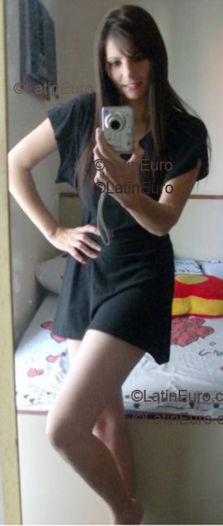 Date this delightful Brazil girl Natalia- from Sao Paulo B1424