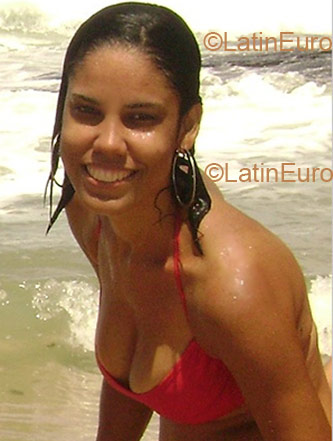 Date this happy Brazil girl Ana from Jaboatao B1467