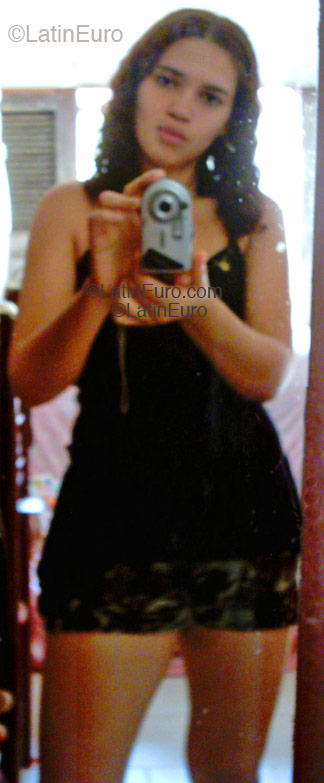 Date this foxy Brazil girl Clara from Sao Luis B1531