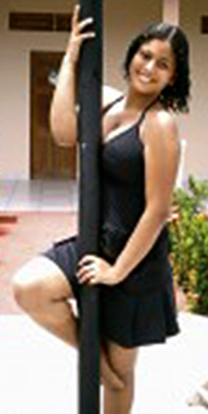 Date this tall Brazil girl Ynaiara from Rio Preto Da Eva B1609