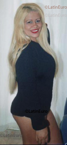 Date this foxy Brazil girl Elba from Salvador B1767