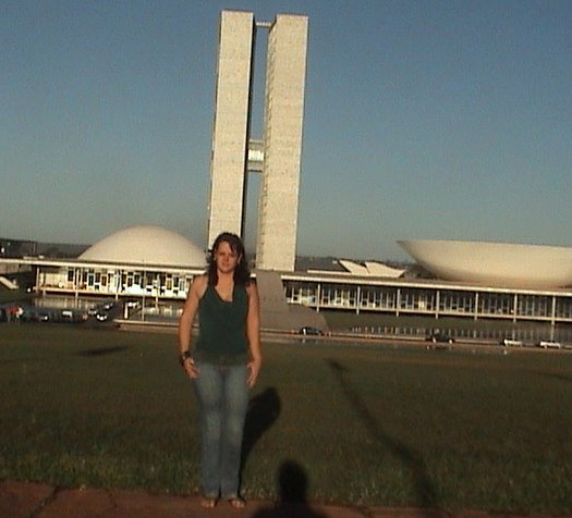 Date this happy Brazil girl Maria from Imperatriz B1779