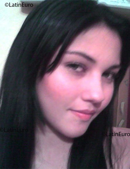 Date this tall Brazil girl Tanny from  B1825