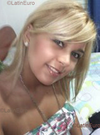Date this happy Brazil girl Barbara from Sao Paulo B1847