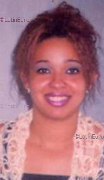 Date this fun Brazil girl Leda from Sorocaba B1880