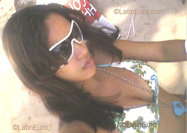 Date this georgeous Brazil girl Jamile from  B1972