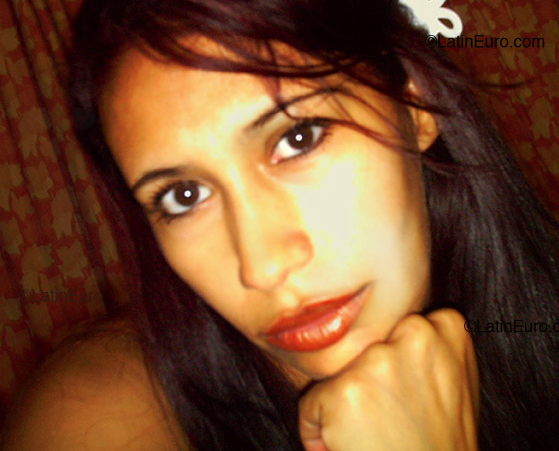 Date this hard body Brazil girl Maria from  B2050