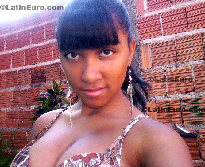 Date this athletic Brazil girl Joice from Ribeirao Preto B213