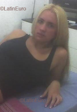 Date this pretty Brazil girl Emily from Sao Paulo B2133