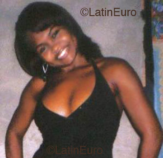 Date this sensual Brazil girl Milena from Teresina B2151