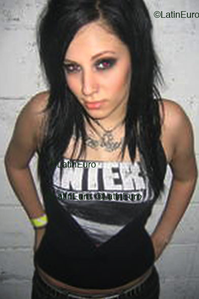 Date this pretty Brazil girl Ana from Sao Paulo B2180