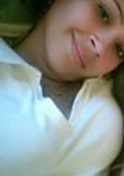 Date this lovely Brazil girl Geyse from  B2219