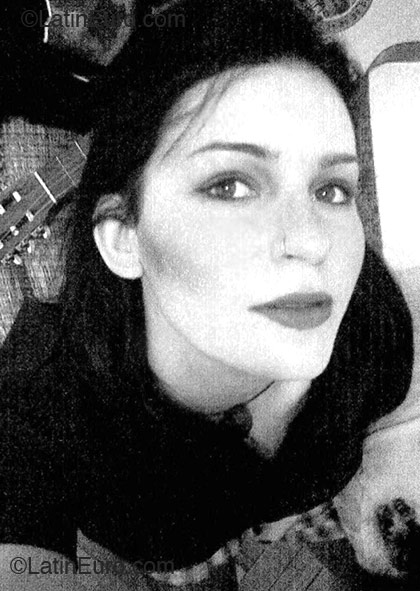 Date this fun Brazil girl Mariana from Belo Horizonte B2283