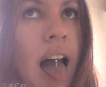 Date this passionate Brazil girl Daniele from RIO DE JANEIRO B2338