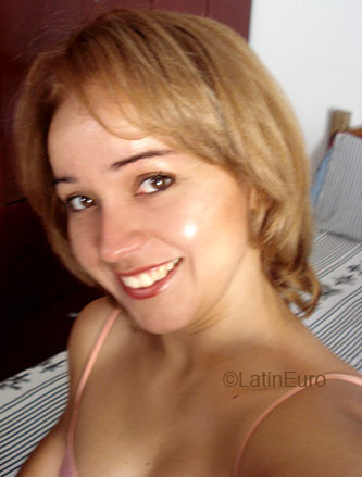 Date this stunning Brazil girl Katiuscia- from Campo Grande B2419