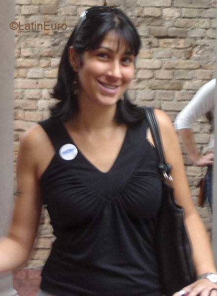 Date this lovely Brazil girl Ariane from SAO PAULO B2455