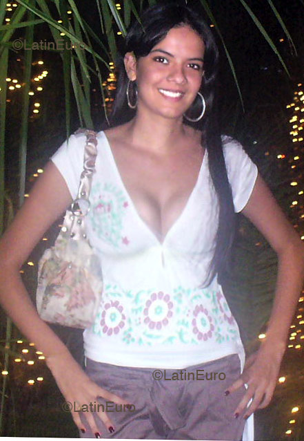 Date this foxy Brazil girl Mylla from GOIANIA B2546