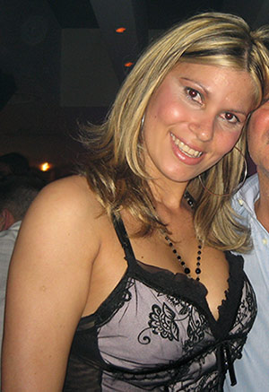 Date this happy Brazil girl Joelma from CAMPINA GRANDE B2566