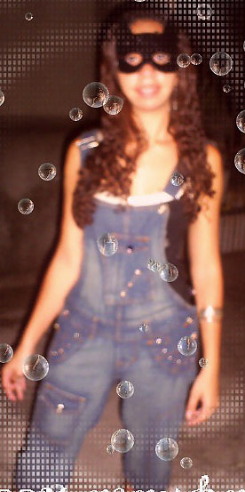 Date this happy Brazil girl Taynara from VOLTA REDONDA B2587