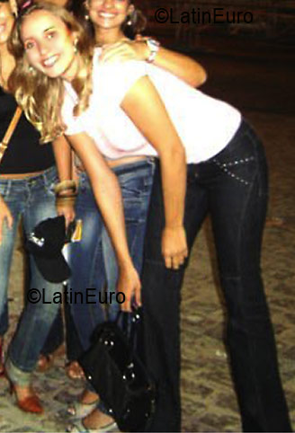 Date this georgeous Brazil girl Eliene from PAULO AFONSO B2679