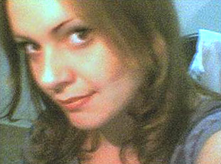 Date this delightful Brazil girl Fernanda from BAURU B2716