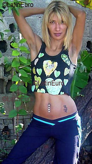 Date this pretty Brazil girl Sueli from SAO PAULO B2719