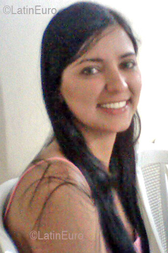 Date this gorgeous Brazil girl Lara from UBERLANDIA B2863