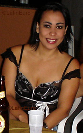 Date this stunning Brazil girl Vania from BELEM B2959