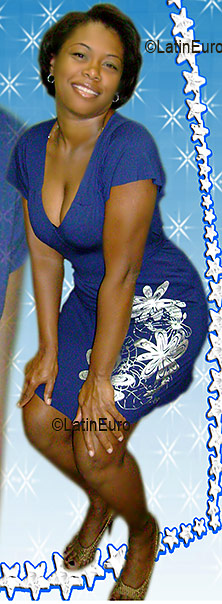 Date this attractive Brazil girl Reijane from FEIRA DE SANTANA B2969