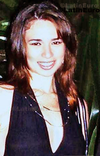 Date this cute Brazil girl Larissa from Natal B297