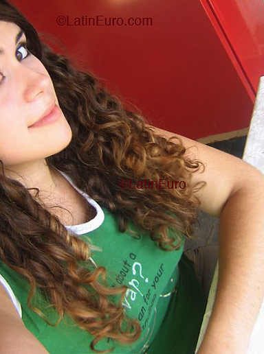 Date this beautiful Brazil girl Silvia from TEOFILO OTONI B3031