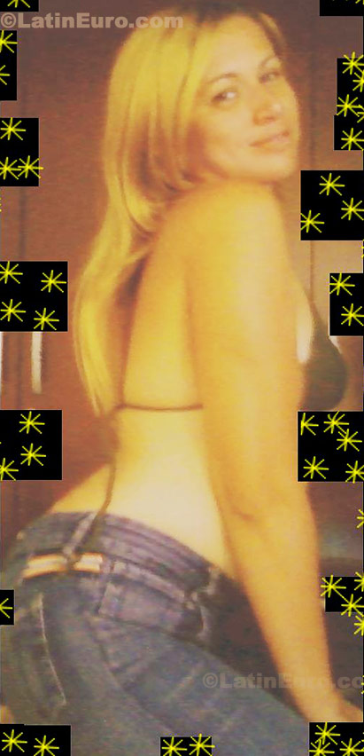 Date this passionate Brazil girl Keila from Brasilia B310