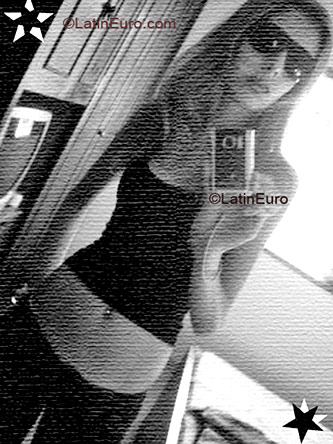 Date this hard body Brazil girl Giovana from AMPARO B3133