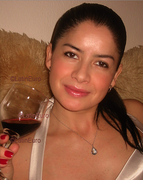 Date this sensual Brazil girl Carmen from CAMPINAS B3203