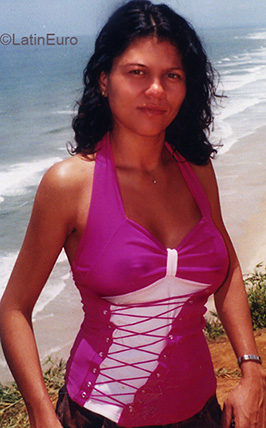 Date this cute Brazil girl Suzana from IBICARAI B3261