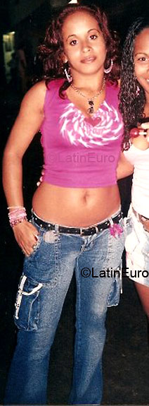 Date this charming Brazil girl Andrea from RIO DE JANEIRO B3289