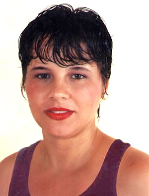 Date this lovely Brazil girl Rosy from GOVERNADOR VALADARES B3295