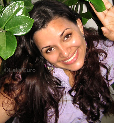 Date this happy Brazil girl Juliana from VILHENA B3383