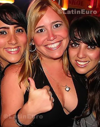 Date this nice looking Brazil girl Maristela from Vitoria B342