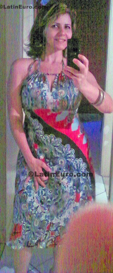 Date this voluptuous Brazil girl Maria from Vitoria B345